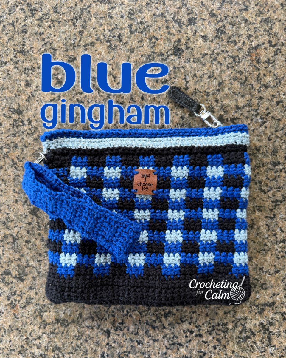Feeling anything but blue about this gingham situation. 💙🖤