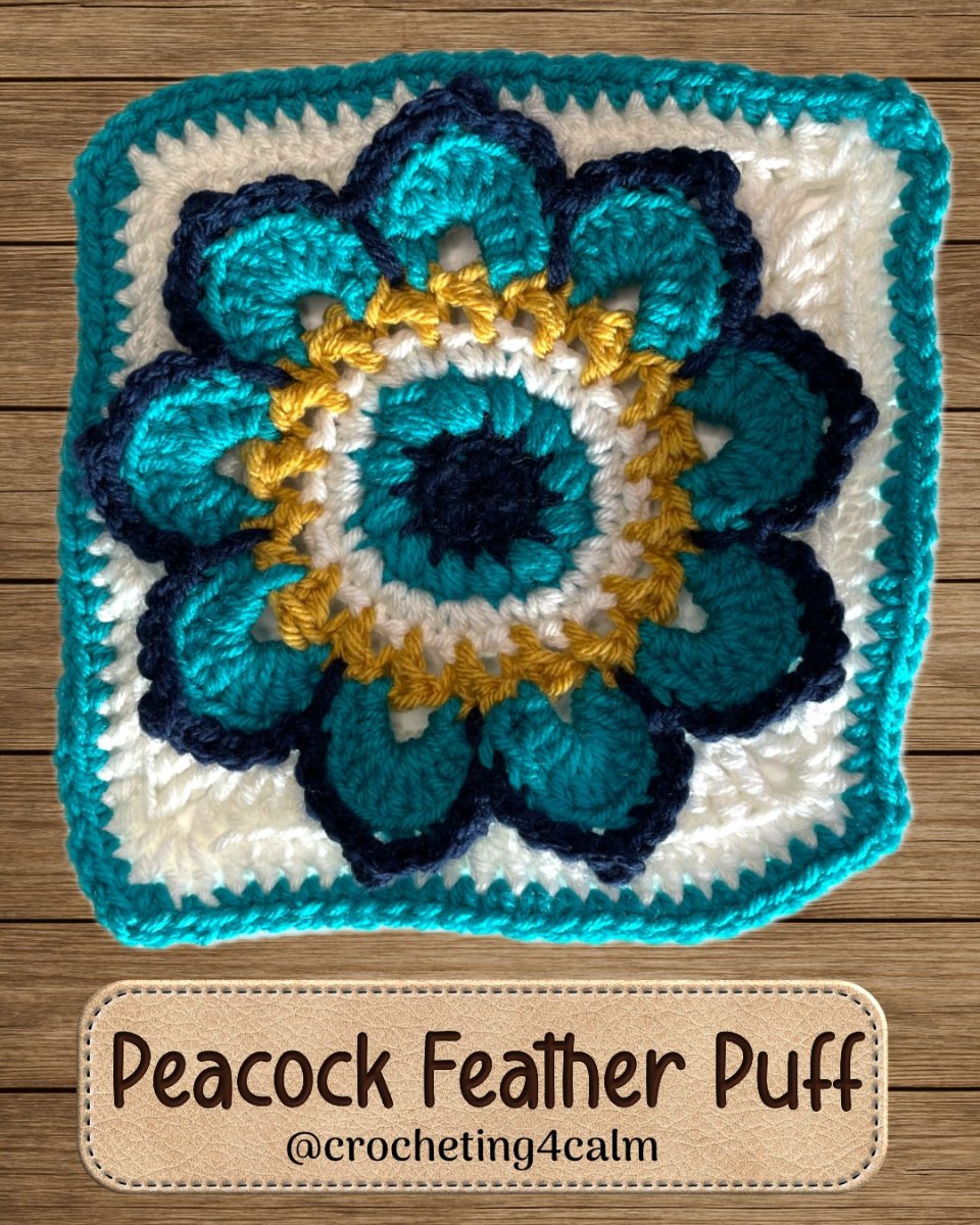 🦚 Peacock Feather Puff